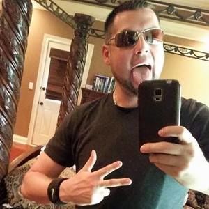 Meet your Posher, Hunter